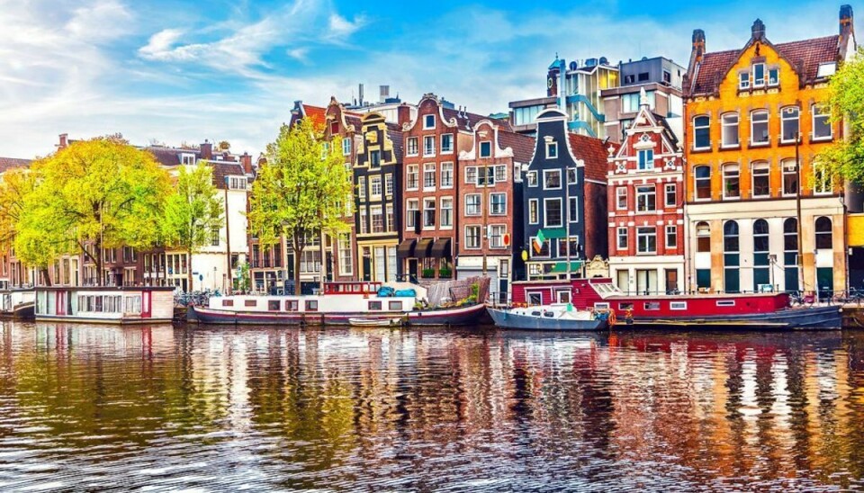 Turen går til Amsterdam: Men behøver man at pakke passet? Danskere behøver ikke visum for at rejse ind i Holland, men pas til Holland er et krav. Foto: Scanpix