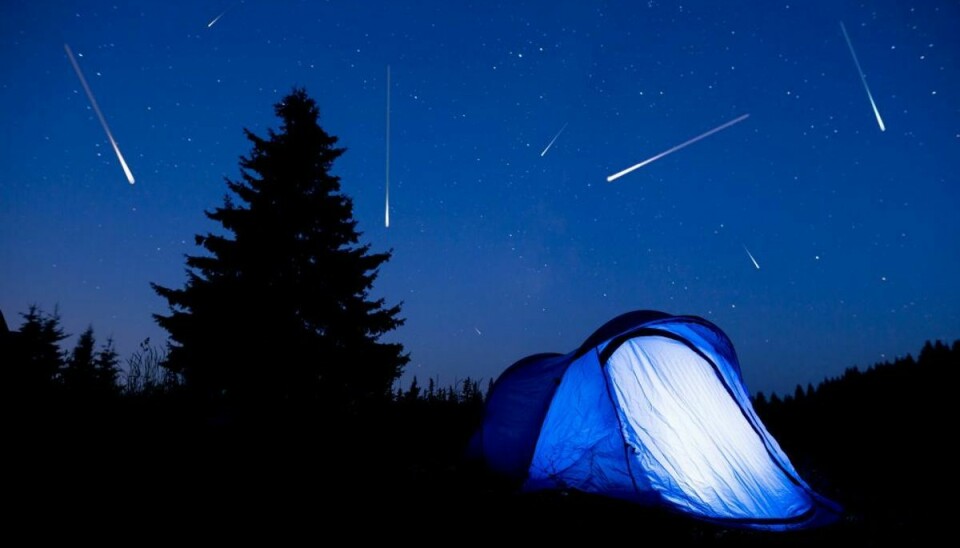 Hvis du elsker stjerneskud, så er der god grund til at tage en tur ud i det fri, når meteorsværmen Gemiderne passerer jorden. KLIK dig gennem galleriet og se, hvordan stjerneskud fungerer og hvordan du kan se dem. Foto: Colourbox