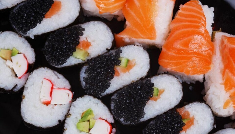 Kvinde død efter sushi-julefrokost En ansat på Københavns Universitet er død efter en sushi-julefrokost. Der er dog umiddelbart intet, der tyder på, maden har haft indflydelse på det tragiske dødsfald. Foto: Colourbox.