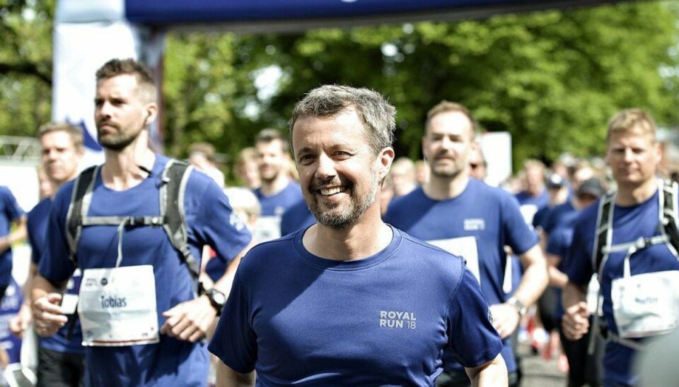 Interessen for Frederik er helt vild Der er kun godt 1.000 ud af 25.000 pladser til 10-kilometeren, som kronprins Frederik deltager i, ved Royal Run i København. Arkivfoto: Scanpix.