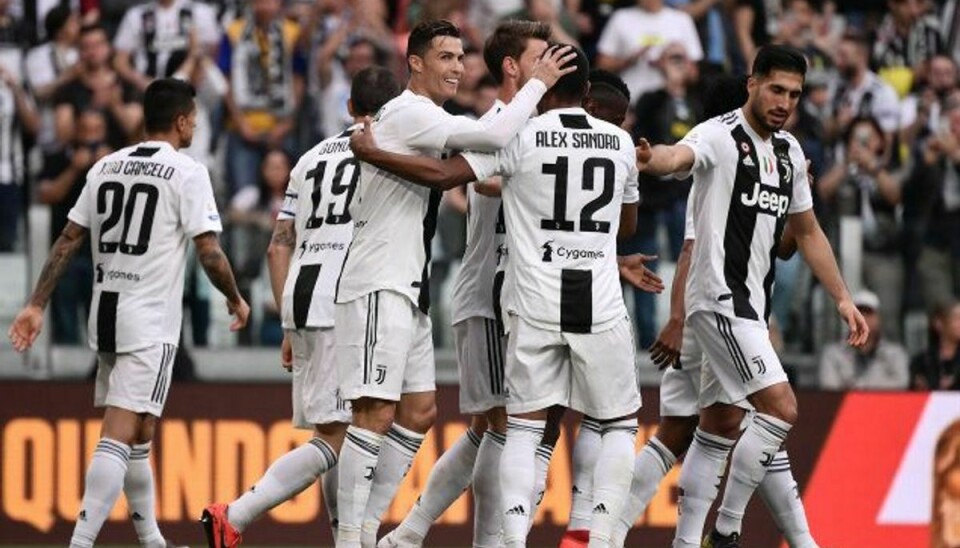 I rekordtempo sikrede Juventus sig lørdag det ottende italienske mesterskab på stribe. Det blev en realitet med fem spillerunder igen. Foto: Marco Bertorello/AFP