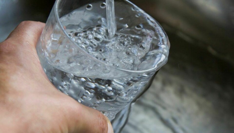 Det kan ikke udelukkes, at det kan være sundhedsskadeligt at drikke vandet. Arkivfoto.