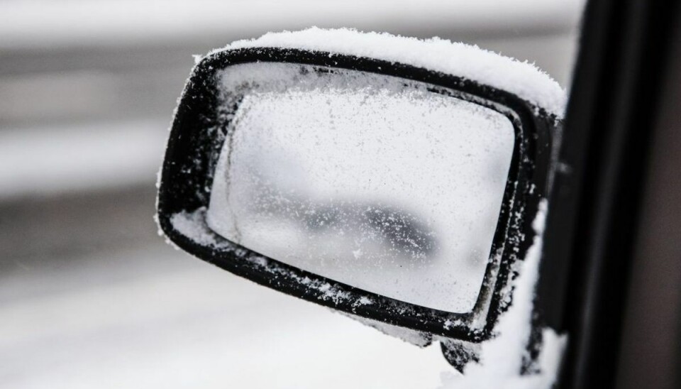 Går turen til Norge på sommerdæk ved vintertide? Så skal du kende de nye regler.