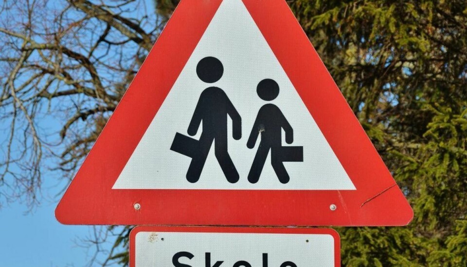 Eleverne var glade for vikar: Derfor blev han fyret Det koster skolen en bøde, at de har fyret læreren. Genrefoto.