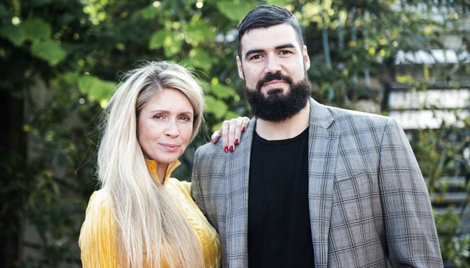 Overlevede kræft to gange: Nu er søsteren ramt Den tidligere håndboldspiller og medvirkende i Vild med dans Daniel Svensson har selv været ramt af cancer to gange. Nu har han søster også fået det konstateret. Foto: (På billedet er det ikke Daniel Svenssons søster men derimod danser Karina Frimodt) Scanpix