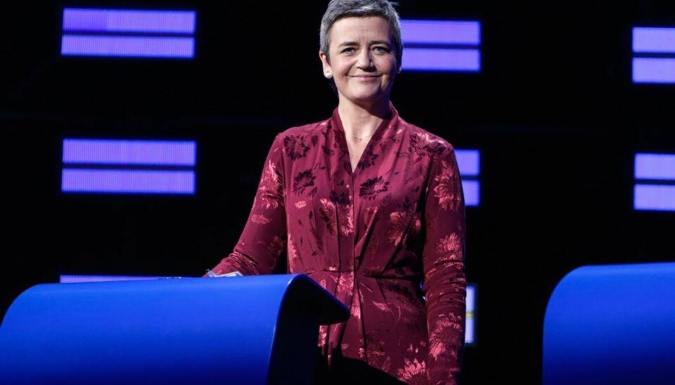 Vestager ændrer kurs: Giver ny melding om topjob “Jeg synes, at det ville være svært at stå her i aften, som en af Aldes ledende kandidater og ikke sige, at jeg er til rådighed til den post, hvis det overhovedet på noget tidspunkt skulle blive aktuelt”, siger Margrethe Vestager efter tv-debat i Bruxelles onsdag aften. Foto: Aris Oikonomou/AFP