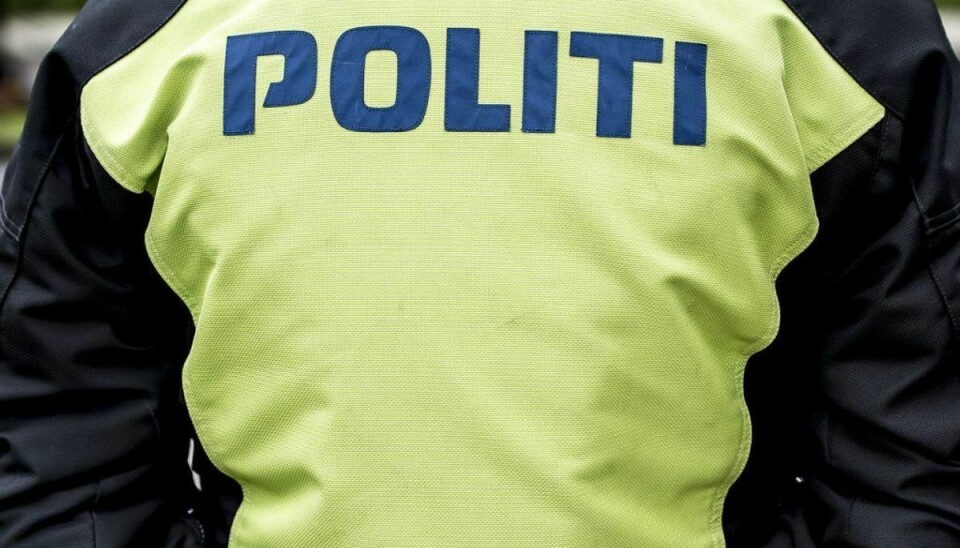 To mænd er blevet dømt i sagen fra 2018, hvor en betjent blev slæbt efter en bil i Esbjerg. Foto: Scanpix