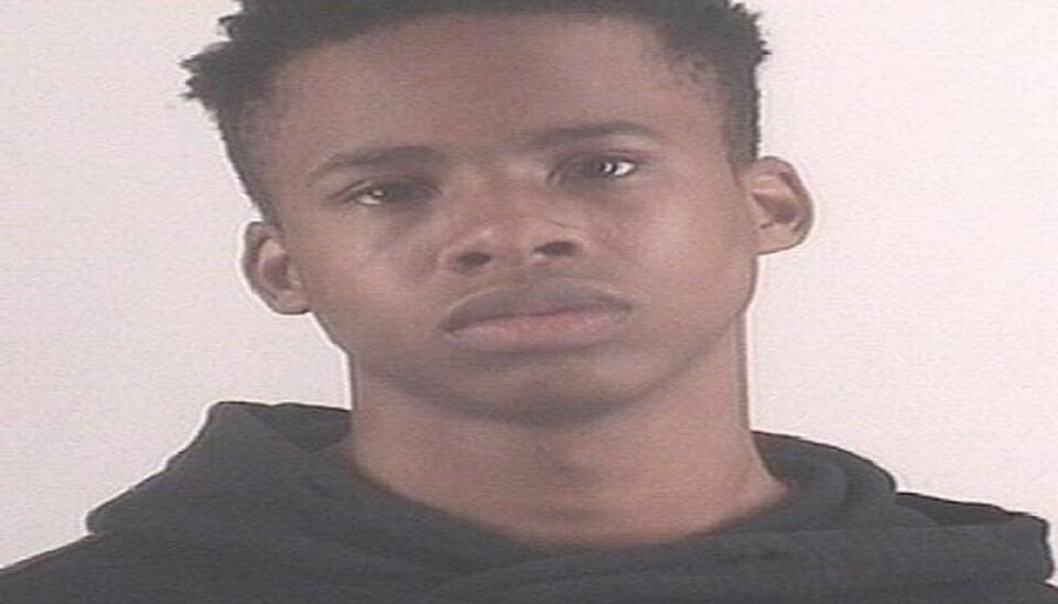 Teenagerapper dømt skyldig for mord Rapperen Tay-K er blevet dømt for mordet på den 21-årige Ethan Hawke, selv om det ikke var rapperen, der skød ham. Foto: Wikimedia Commons