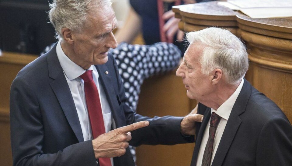 Venstre-profil fylder 75 år Henrik Dam Kristensen (A) og Bertel Haarder (V) før Henrik Dam Kristensen vælges som formand for Folketinget under møde i Folketingssalen, fredag den 21. juni 2019.. (Foto: Mads Claus Rasmussen/Ritzau Scanpix)