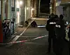 Torsdag aften begik frie gerningsmænd et røveri mod en kiosk i Helsingør. Gerningsmændene brugte pistol under røveriet. Efterfølgende blev flere områder omkring kiosken afspærret. KLIK VIDERE og se flere billeder fra røveriet. Foto: Presse-fotos.dk