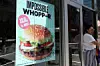 Burger King har lanceret en plantebaseret burger ved navn Impossible Whopper. Foto: Shannon Stapleton/Reuters