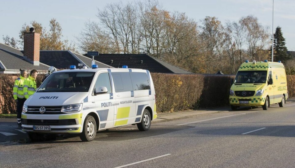 Politi og beredskab er på stedet. Klik videre og se flere billeder. Foto: Rasmus Skaftved