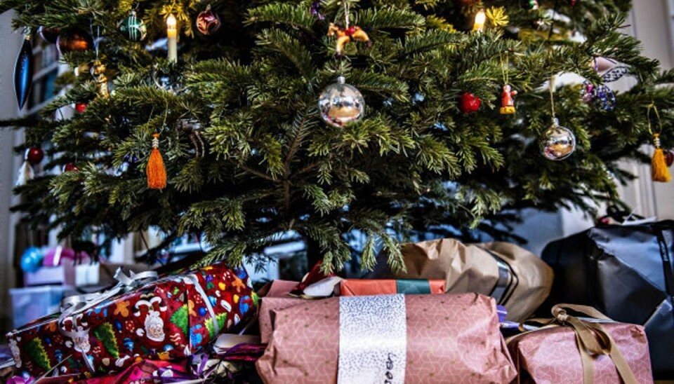 Snaps, svin og sirup: Det kan du med juletræet