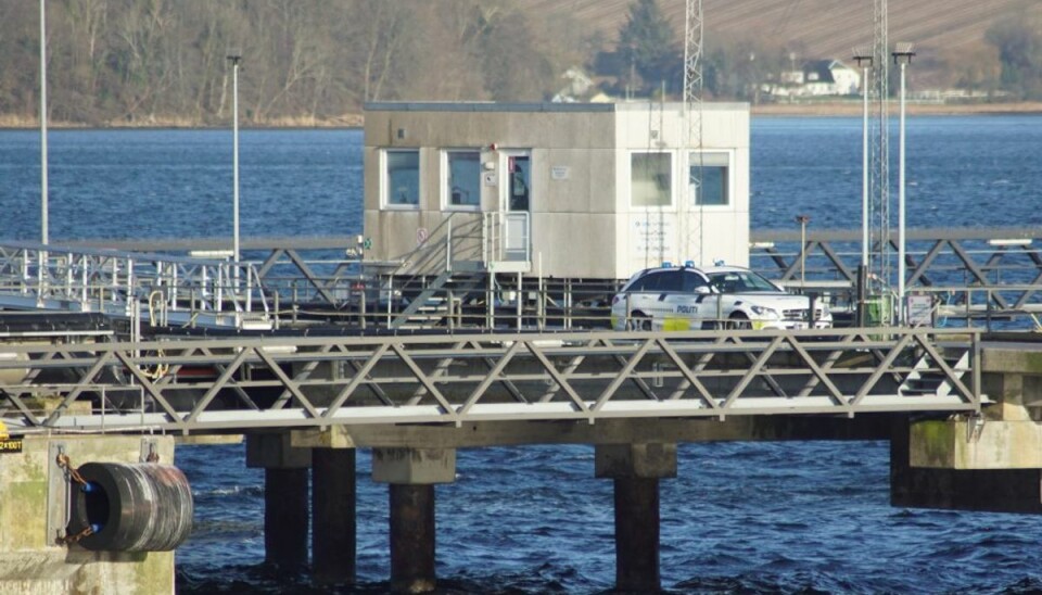 Udslippet er ufarligt. Foto: Presse-fotos.dk. Udslippet er ufarligt. Foto: Presse-fotos.dk.