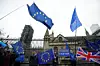 Brexitmodstandere protesterer uden for det britiske parlament torsdag 30. januar, dagen inden briterne forlader EU. Foto: Toby Melville/Reuters