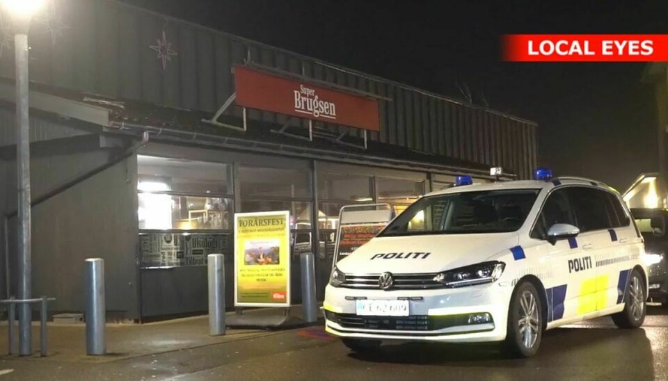 SuperBrugsen i Blistrup blev tirsdag aften udsat for et røveriforsøg. KLIK FOR FLERE BILLEDER FRA STEDET. Foto: Local Eyes.
