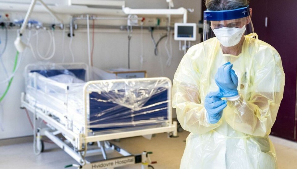 Et ikke-godkendt præparat kan være løsningen på coronavirus. På nuværende testes medicinen Remdesivir. KLIK VIDERE OG SE FLERE BILLEDER. Foto: Ida Marie Odgaard/Ritzau Scanpix Et ikke-godkendt præparat kan være løsningen på coronavirus. På nuværende testes medicinen Remdesivir. KLIK VIDERE OG SE FLERE BILLEDER. Foto: Ida Marie Odgaard/Ritzau Scanpix