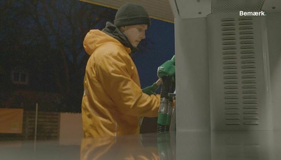 20-årige Daniel Kirkegaard styrer sin fars rengøringsfirma efter farens ulykke. Foto: TV2 Fyn.