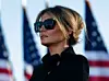 Melania Trump har nu taget til genmæle overfor CNN, der i en artikel mere eller mindre påstår, at hun har vendt sin mand ryggen. (Photo by ALEX EDELMAN / AFP)