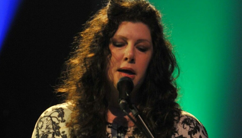 Sanger og trommeslager Mimi Parker er død. Sanger og trommeslager Mimi Parker er død.