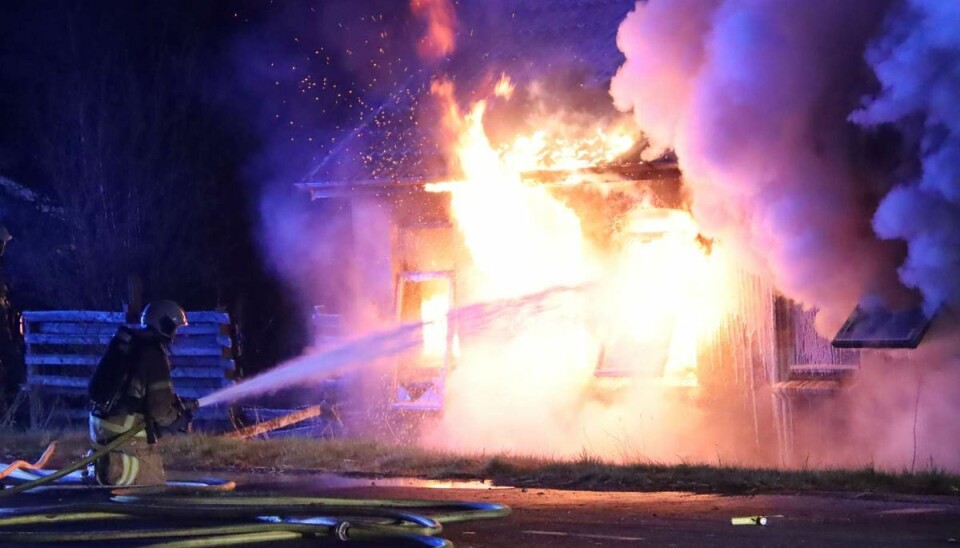 Der er foretaget brandtekniske undersøgelser, som skal klarlægge brandårsagen. Der er foretaget brandtekniske undersøgelser, som skal klarlægge brandårsagen.