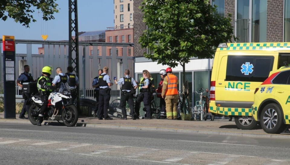 En person er blevet ramt af et S-tog. En person er blevet ramt af et S-tog.