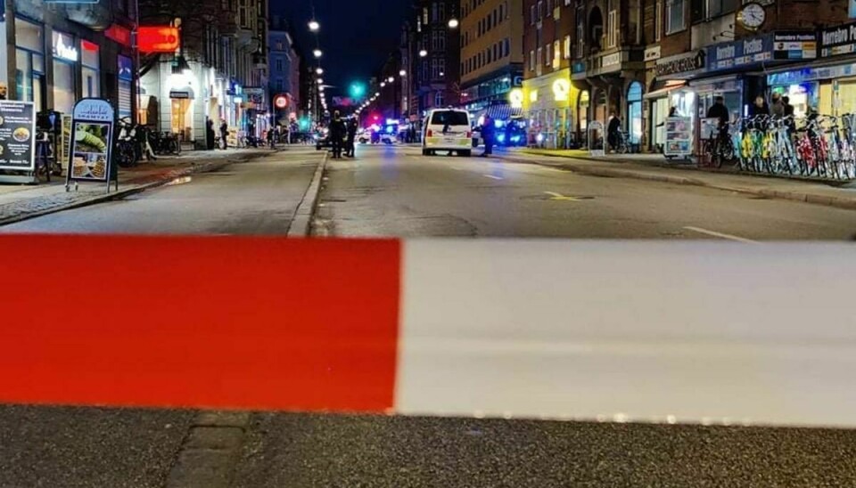Politiet har afspærret et område på Nørrebrogade efter melding om skyderi
