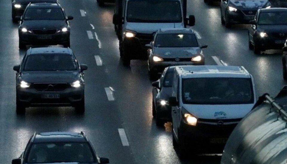 Der er tæt kø på motorvejen tirsdag morgen. (Arkivfoto). Der er tæt kø på motorvejen tirsdag morgen. (Arkivfoto).