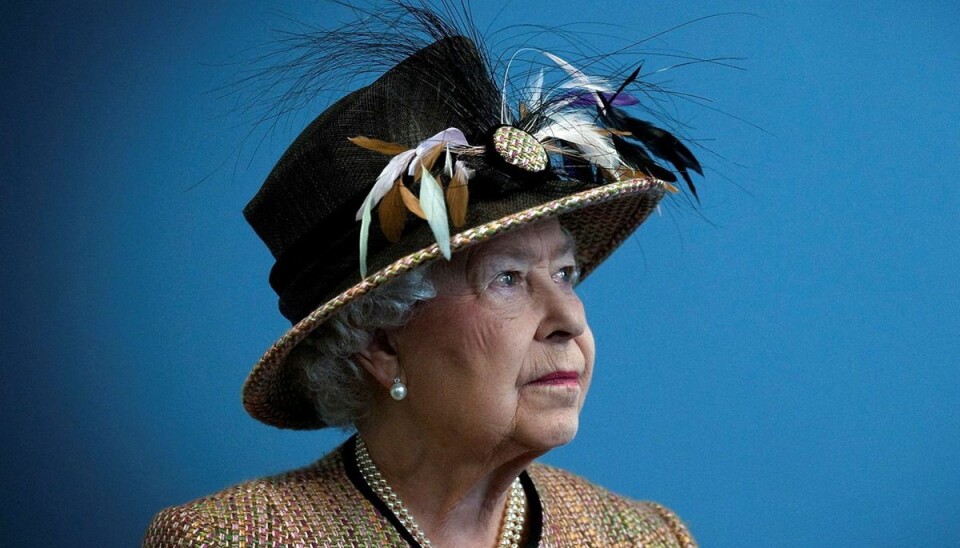 Også britiske dronning Elizabeth bakker nu op om krigshærgede Ukraine. Også britiske dronning Elizabeth bakker nu op om krigshærgede Ukraine.