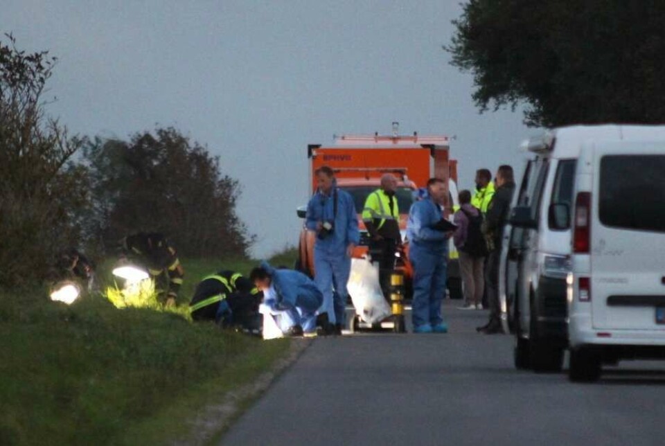 En 49-årig kvinde er fundet død i en vejkant. Nu melder politiet mere ud. En 49-årig kvinde er fundet død i en vejkant. Nu melder politiet mere ud.