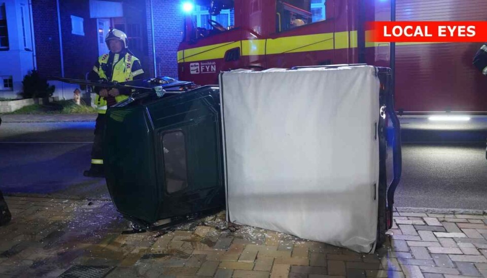 Den 56-årige mand måtte efter soloulykken i sin tuk-tuk på Tolderlundsvej i Odense pænt aflevere en blodprøve, da betjentene mistænker han var spirituspåvirket.