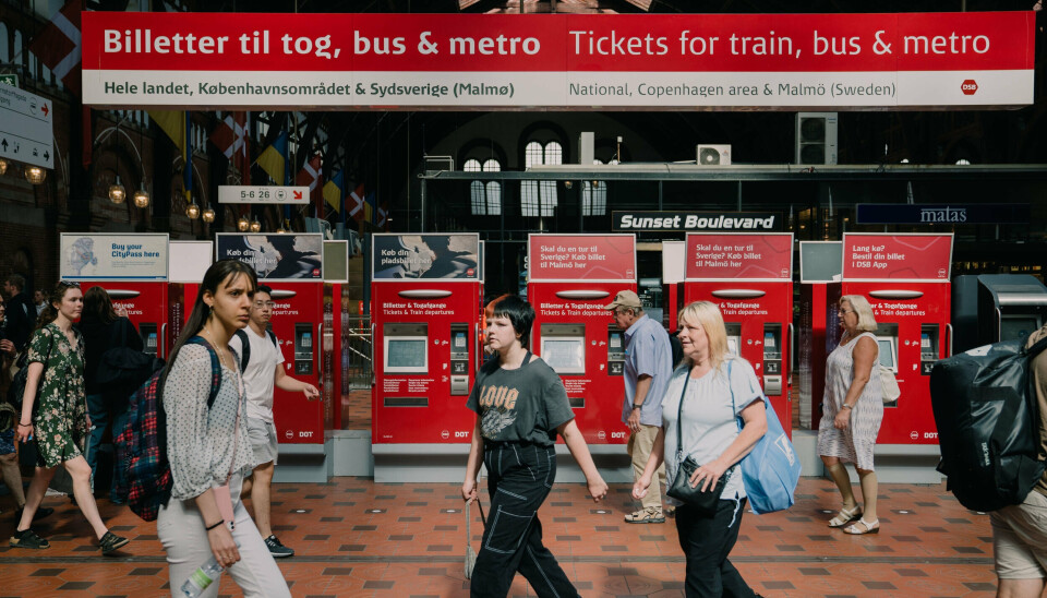 Danske togpassagerer må igen forberede sig på at skulle betale mere for at rejse med DSB og de regionale trafikselskaber.