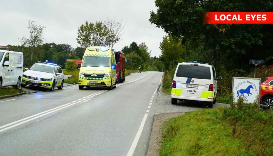 En 57-årig mand døde i en soloulykke fredag eftermiddag ved Helsinge i Nordsjælland.
