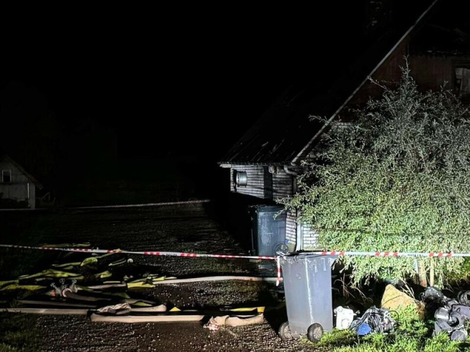 Villaen, der ligger på Holmskovvej i Elstrup syd for Nordborg på Als, brændte natten til tirsdag helt ned.