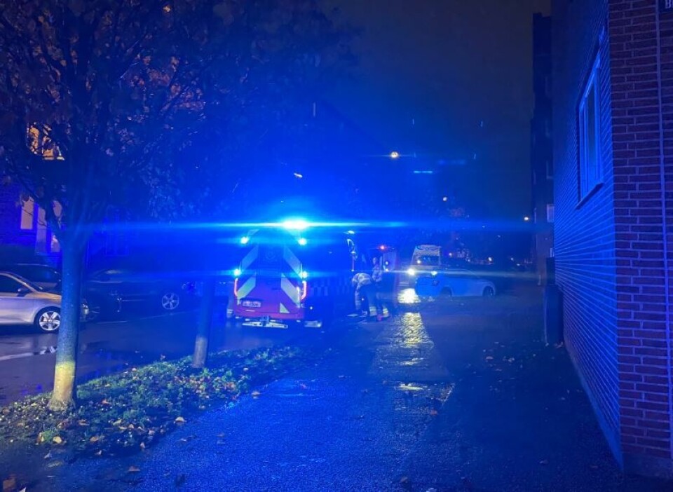 Københavns Politi måtte onsdag aften rykke ud til en brændende lejlighed på Amager, hvor en ældre herre havde mistet livet.