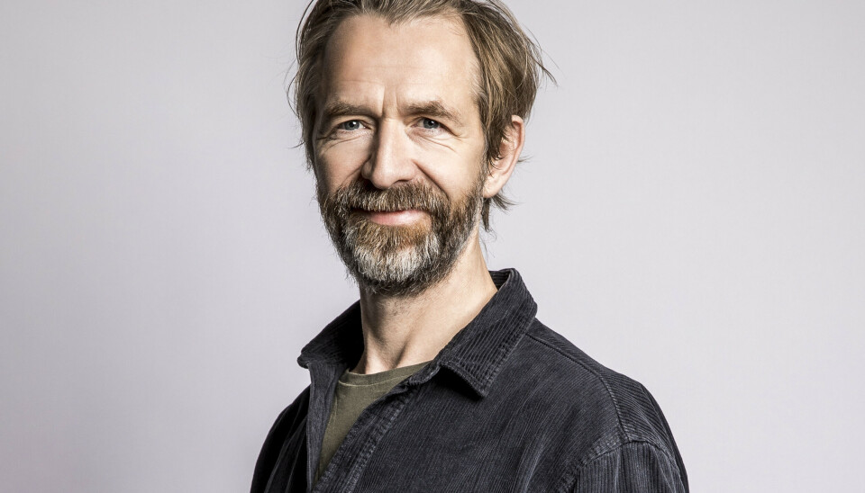Kasper Leisner håber, at hans børn bærer nogle af de ting videre, som han selv har bragt ind i julen fra sine bedsteforældre. (PR-foto).
