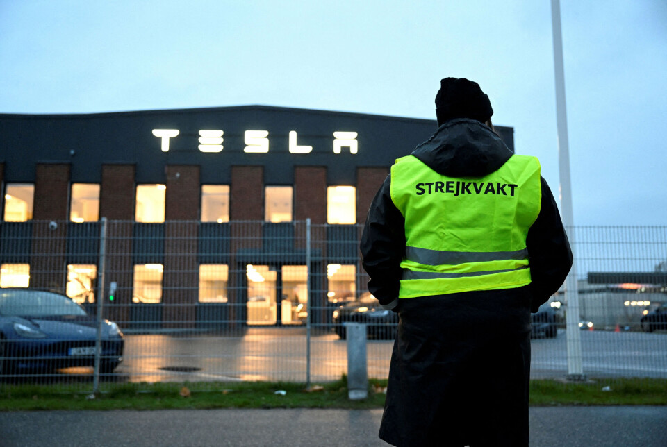 Fagforbundet IF Metall kræver, at Tesla indgår overenskomst - men det afviser bilproducenten. Efterhånden har konflikten bredt sig. (Arkivfoto)