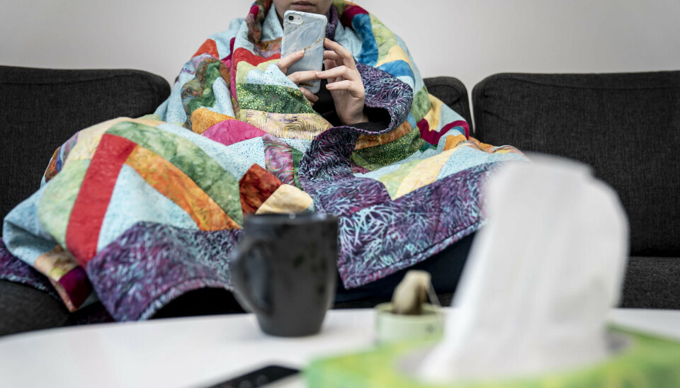 Panodiler kan lægge en dæmper på febersymptomerne, men du kommer ikke nødvendigvis hurtigere igennem din infektion, siger professor og overlæge Lars Østergaard. (Arkivfoto).