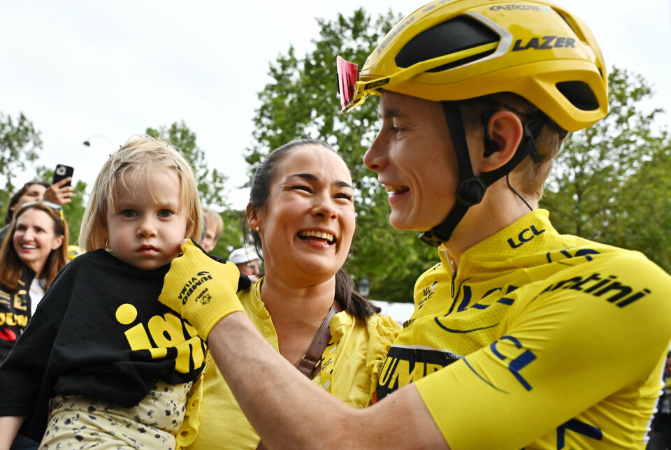 Jonas Vingegaard har vundet Tour de France. Men den største sejr af alle er kærligheden til hustruen, Trine Marie Hansen, og parrets datter Frida. (Arkivfoto).