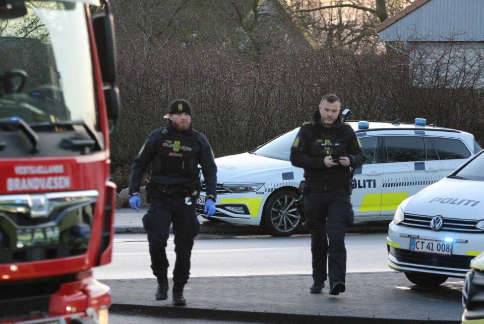 Der har lørdag været en personpåkørsel ved Regstrup på Sjælland. en mand er kørt til Rigshospitalet i kritisk tilstand.