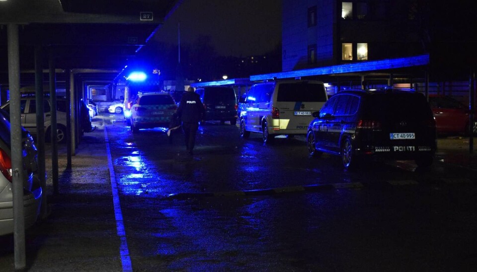 En mand er blevet stukket i låret med kniv på Lygtemagerstien på Amager