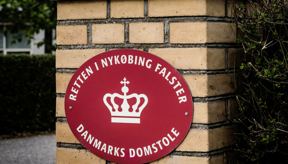 Retten i Nykøbing Falster har fredag idømt en 34-årig mand tre års fængsel, efter at han i en længere periode har udsat en kvinde for psykisk vold, trusler og voldtægt. (Arkivfoto).