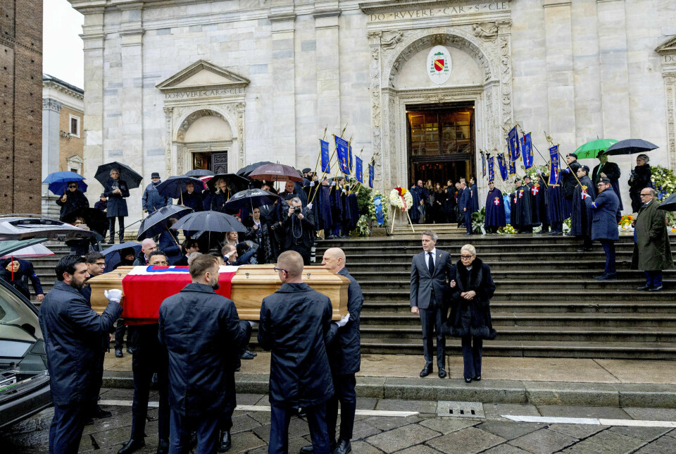 I Torino deltog hundredvis af sørgende lørdag i begravelsen af prins Vittorio Emanuele, som var Italiens sidste konge.