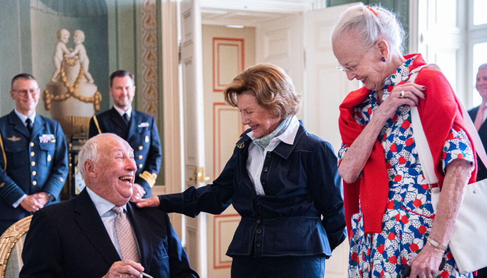 Dronning Margrethe ses her sammen med kong Harlad og dronning Sonja under det norske kongepars besøg i Danmark sidste sommer.