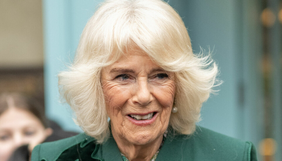 Dronning Camilla ses her under sit besøg i Nordirland