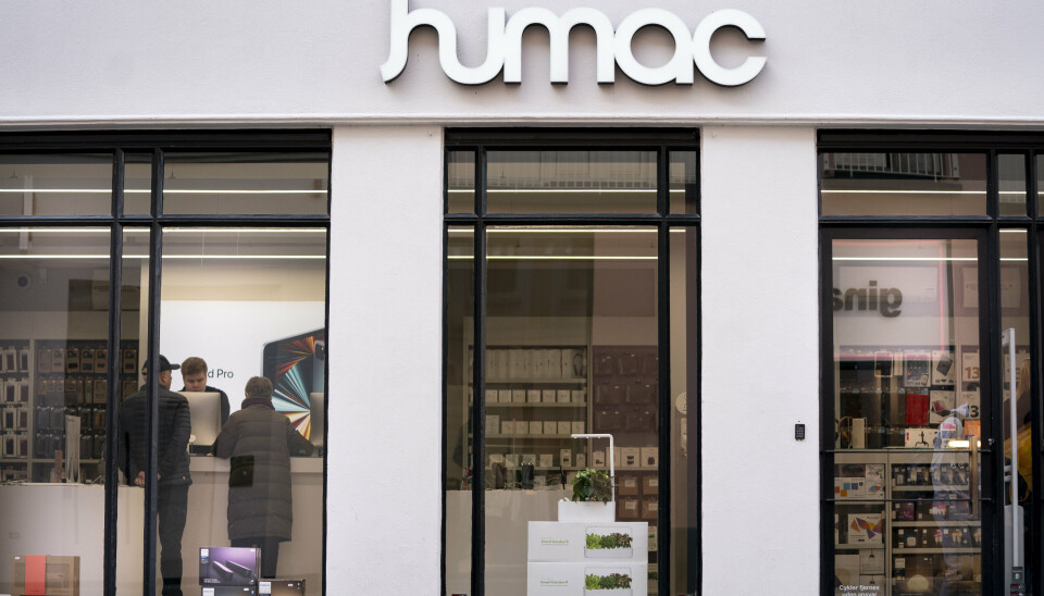 Det var en Humac-butik på gågaden i Esbjerg, der søndag aften blev udsat for et rambuktyveri. Billedet stammer fra en anden Humac-butik. (Arkivfoto).