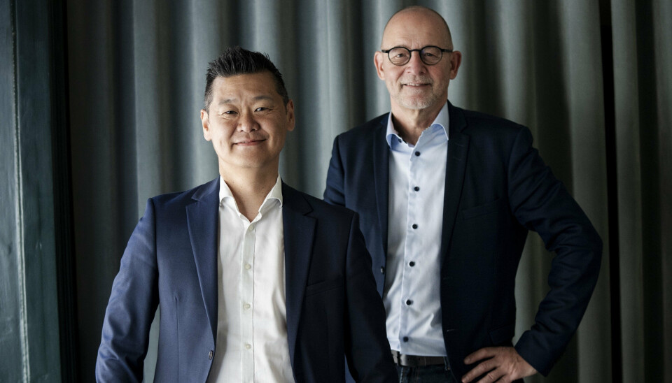 Jacob Kwon (til venstre) bliver ny administrerende direktør for Ritzau. Til højre ses bestyrelsesformand Alex Nielsen.