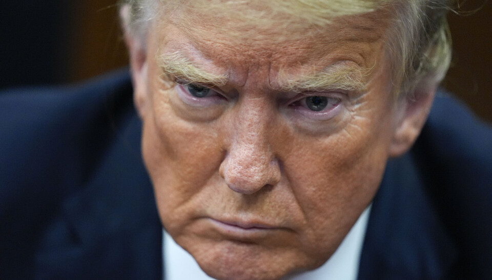 Den tidligere præsident i USA, Donald Trump, er torsdag fundet skyldig i en straffesag.