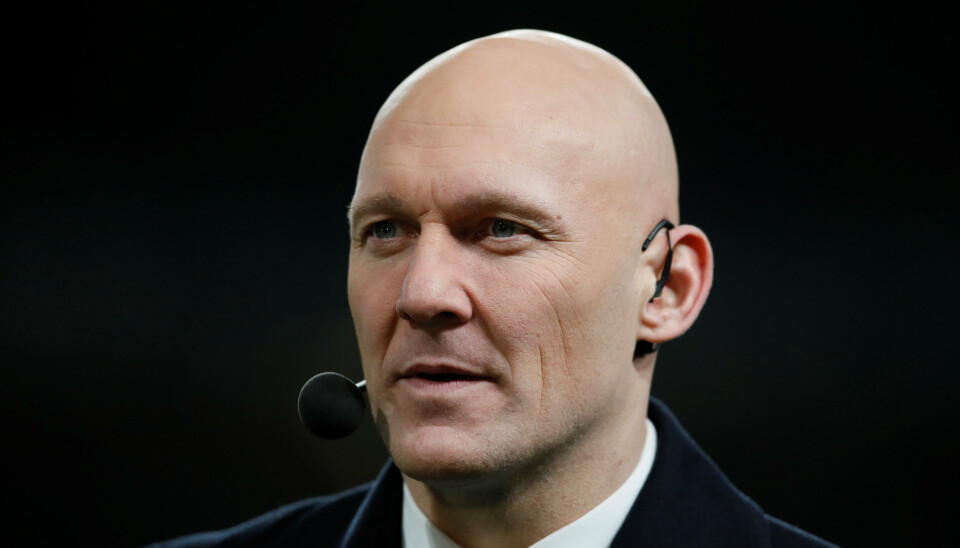 Thomas Gravesen entrerede grønsværen i Vejle Boldklub. Siden har han driblet sig til store klubber som HSV, Everton, førnævnte Real Madrid og til sidst Celtic, inden han i 2008 lagde støvlerne på hylden.
Det er også blevet til 66 A-landskampe i den rød-hvide trøje.