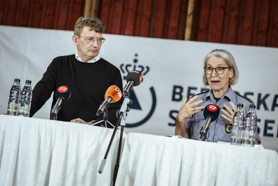 Forsvarsminister Troels Lund Poulsen (V) og direktør i Beredskabsstyrelsen Laila Reenberg fortæller om anbefalinger til borgerne i forbindelse med kriser, under Folkemødet i Allinge på Bornholm, lørdag den 15. juni 2024.